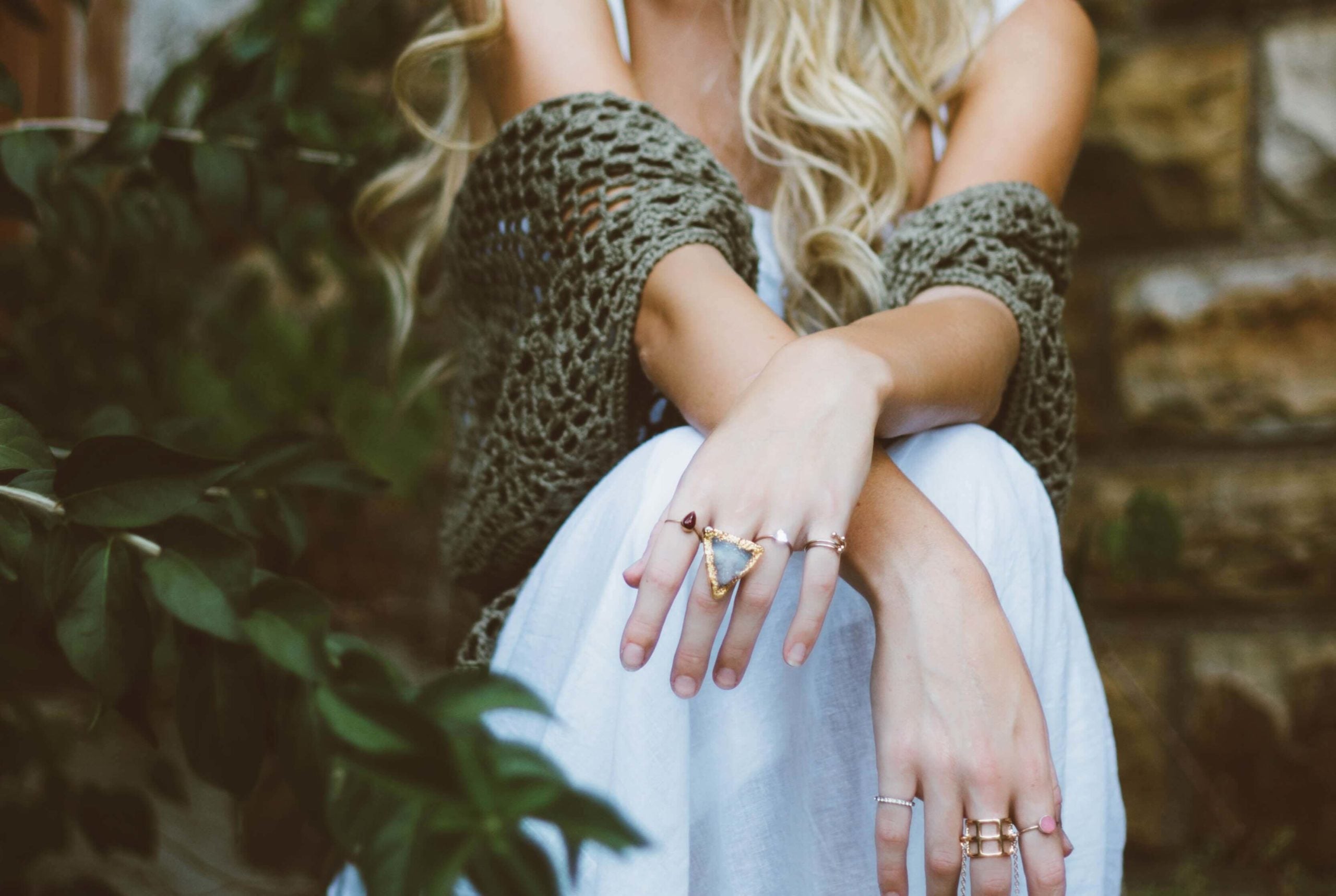 Enhance Your Beauty Wearing Stylish and Beautiful Rings