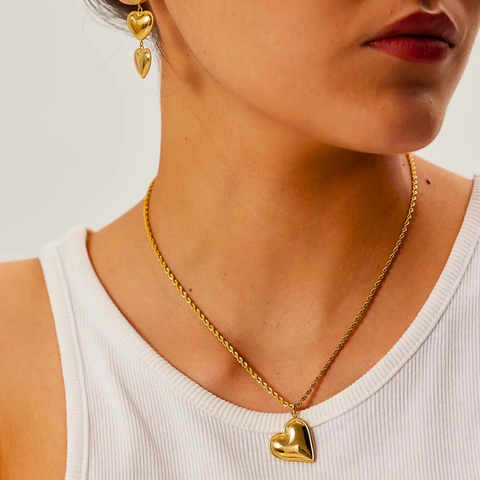 HEART ROPE NECKLACE