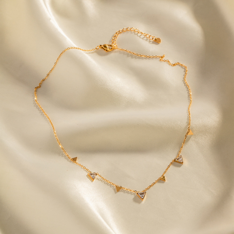 GLORIA CHARM NECKLACE