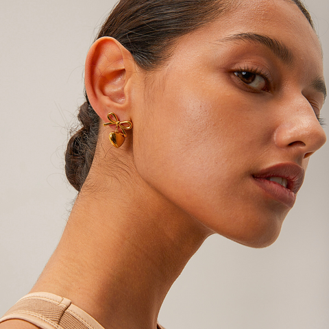 BOW HEART EARRINGS