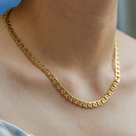 URVASHI NECKLACE