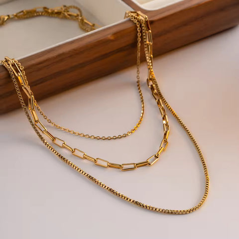 PIPI LAYERED NECKLACE