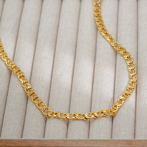 URVASHI NECKLACE