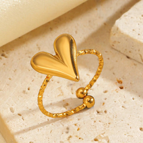 HEART RING