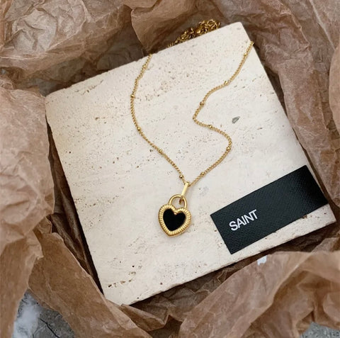 LUV NECKLACE