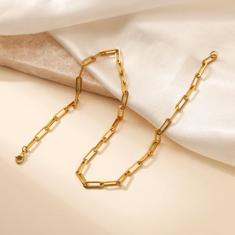 CHUNKY NECKLACE