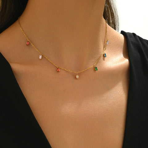 LILI NECKLACE
