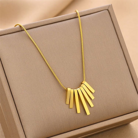 SAMMY NECKLACE