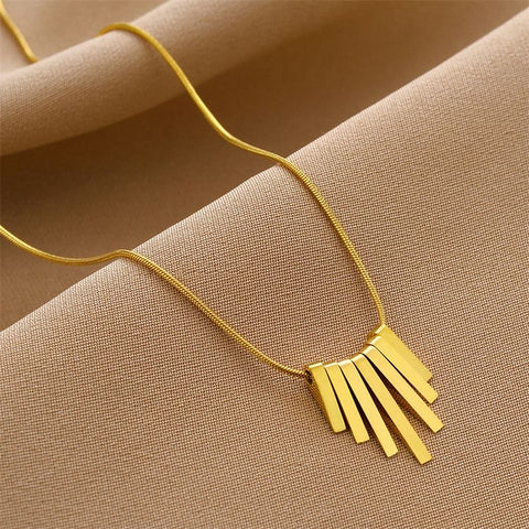 SAMMY NECKLACE