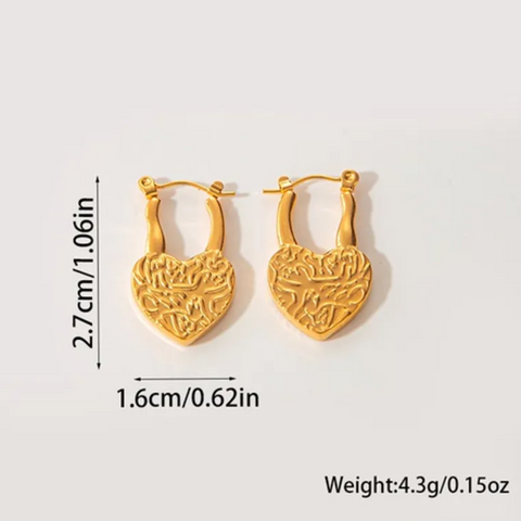 LOVE DANG EARRINGS