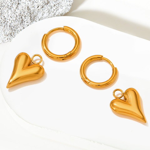 VALENTINE EARRING