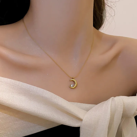 MOSO NECKLACE