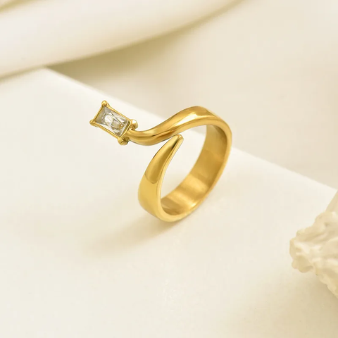 LAVI RING (ADJUSTABLE)
