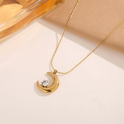 MOSO NECKLACE