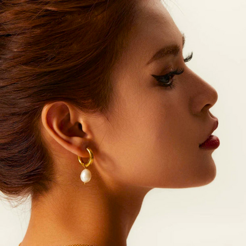 PEARL HOOPS