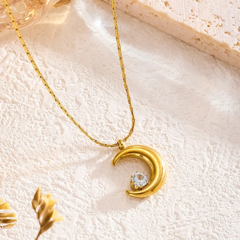 MOSO NECKLACE