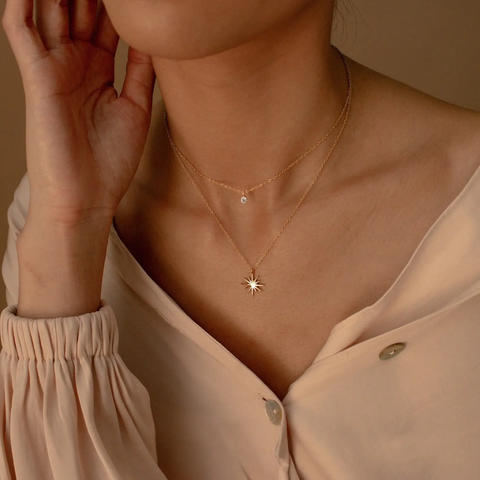 GENILIA NECKLACE