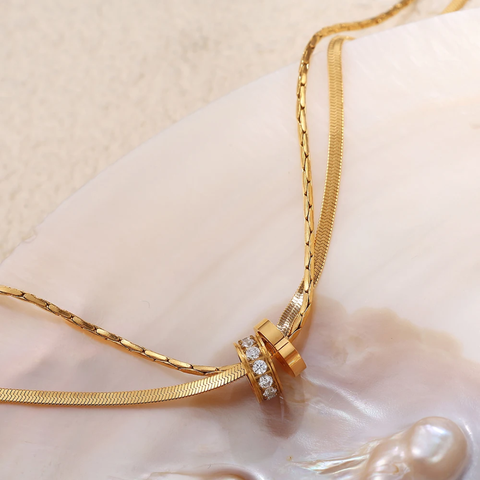 FAZAR NECKLACE