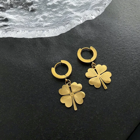 GOLD FLORA EARRINGS