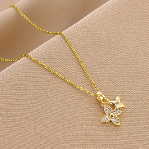 DIAMOR NECKLACE
